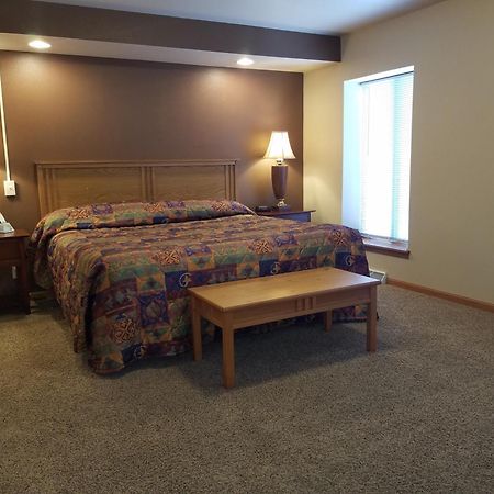 Amber'S Inn And Suites Wisconsin Dells Oda fotoğraf