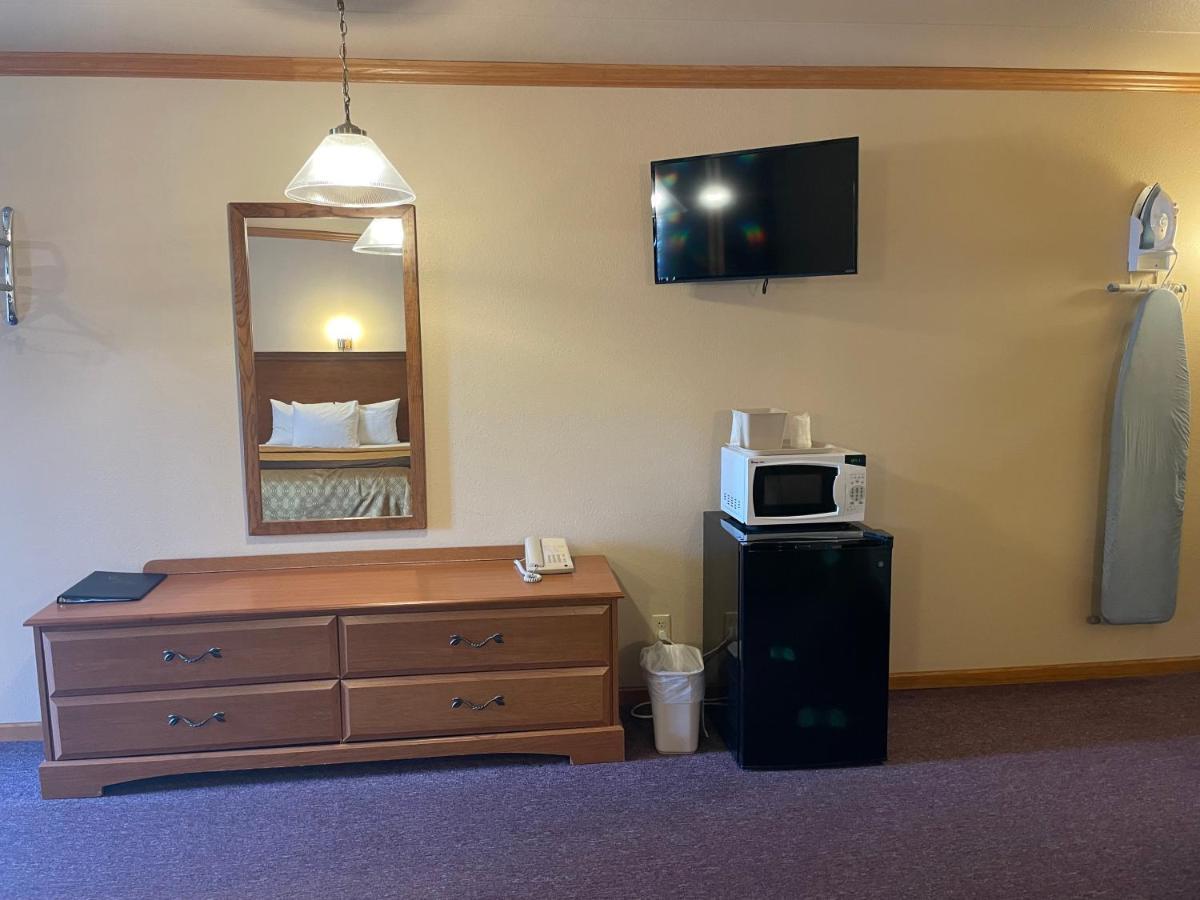 Amber'S Inn And Suites Wisconsin Dells Dış mekan fotoğraf